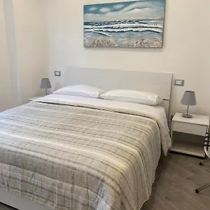 affittacamere-la-riviera.hotelitalianriviera.com/